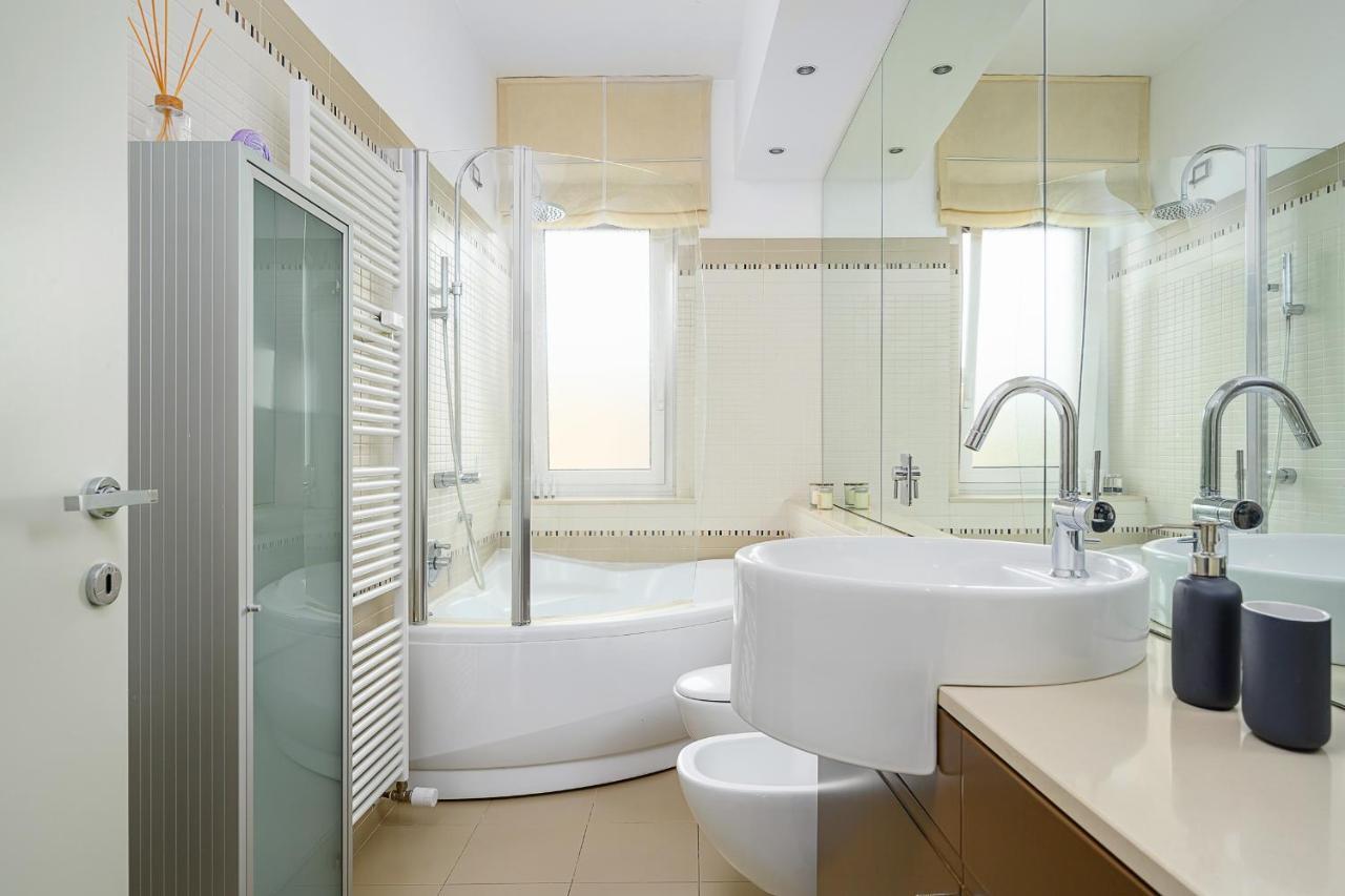 Stylish Condo Garibaldi Sempione 85M2 - Self Check-In Милано Екстериор снимка